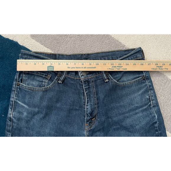 Levi's 541 Men’s Athletic Taper Fit Dark Wash Stretch Blue Jeans 33x30 - Picture 4 of 8